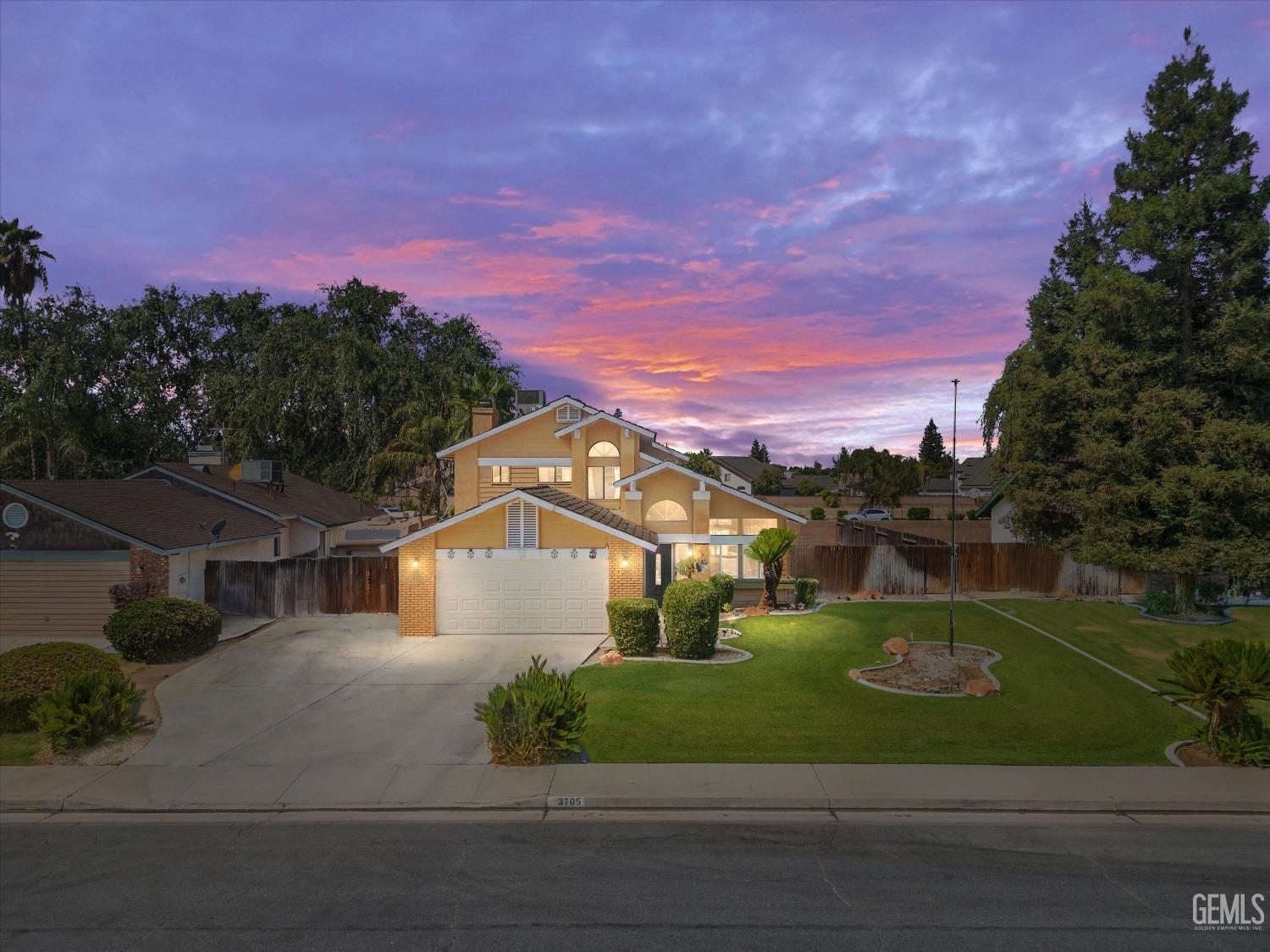 Alcott Dr, Bakersfield, CA 93311