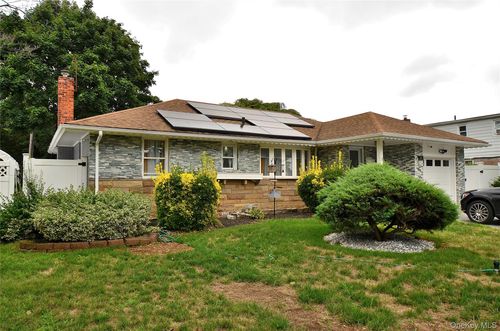 831 Shell St, North Baldwin, NY, 11510-1144 | Card Image