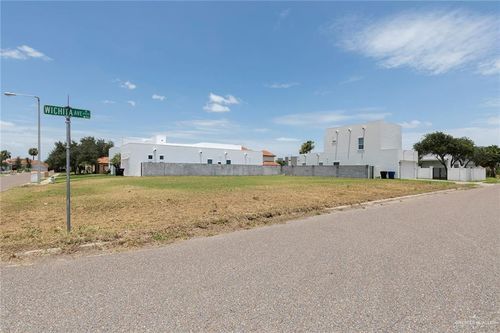 2219 S 49th Lane, McAllen, TX, 78503 | Card Image