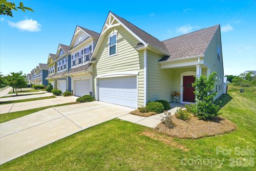 5914 River Meadow Court, Charlotte, NC, 28213 | Card Image