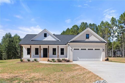 410 Potters Lndg, Denton, NC, 27239 | Card Image