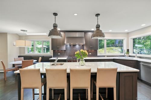 61 Mill River Rd, South Salem, NY, 10590-2003 | Card Image