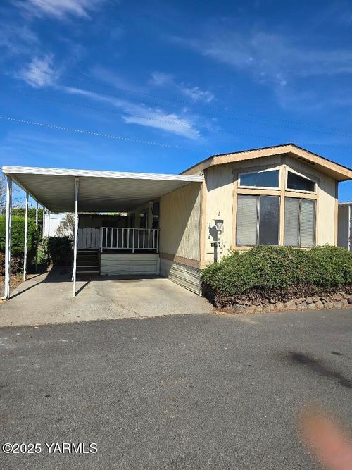 apt-2-101 E Ahtanum Rd, Union Gap, WA, 98903-1858 | Card Image
