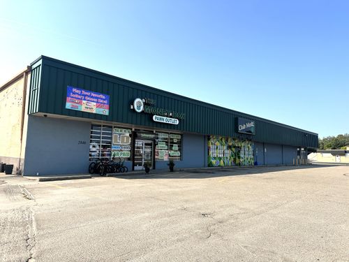 2838 E Court Street, Flint Charter Township, MI, 48506 | Card Image