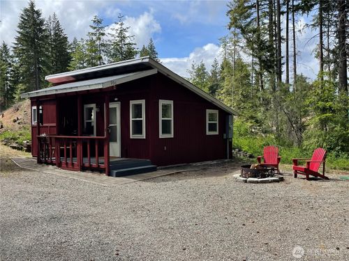 991 Oakmont Dr, Cle Elum, WA, 98922-9310 | Card Image