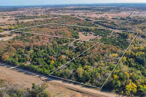 E E Lakeview Rd, Yale, OK, 74085 | Card Image