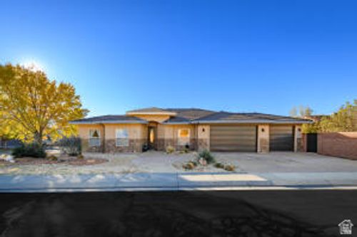 201 W Lake Ln, Toquerville, UT, 84774-5076 | Card Image