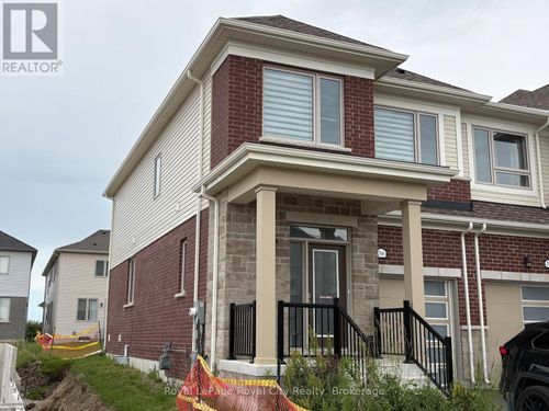 36 Prest Way, Fergus, ON, N1M0K3 | Card Image