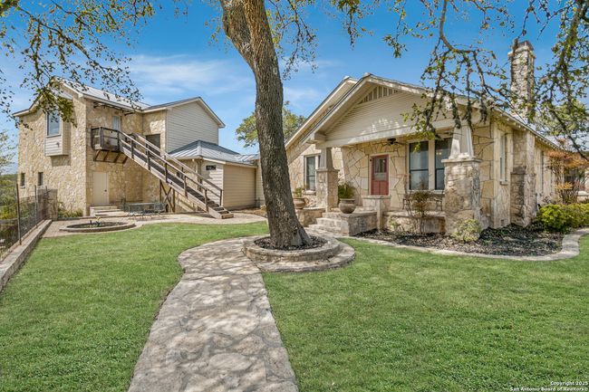 70 Cleo Ln, House other with 4 bedrooms, 4 bathrooms and null parking in Boerne TX | Image 5