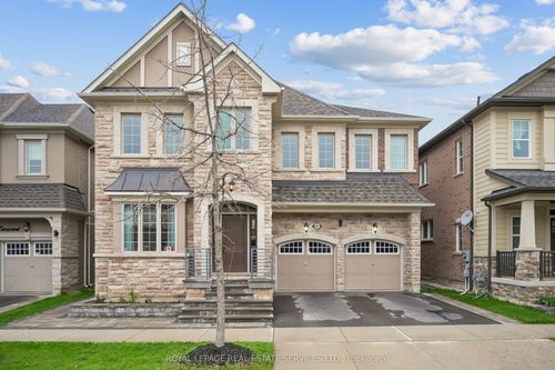 62 Hoey Crescent, Oakville, ON, L6M0W4 | Card Image