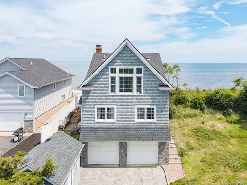 40 Makamah Beach Rd, Northport, NY, 11768-1339 | Card Image
