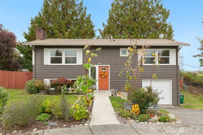 1500 Ferndale Avenue Se, House other with 4 bedrooms, 1 bathrooms and 1 parking in Renton WA | Image 1