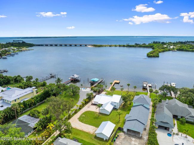 9670 Riverview Dr, House other with 4 bedrooms, 3 bathrooms and null parking in Sebastian FL | Image 81