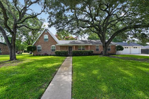 1622 Twin Island Drive Drive, Lockhart, TX, 78644 | Card Image