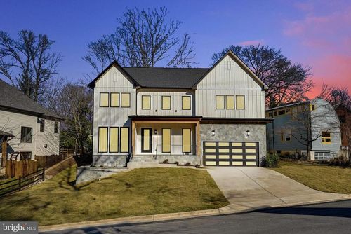 3830 30th Rd N, ARLINGTON, VA, 22207-5305 | Card Image