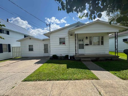 102 Randolph St, Buckhannon, WV, 26201-2508 | Card Image