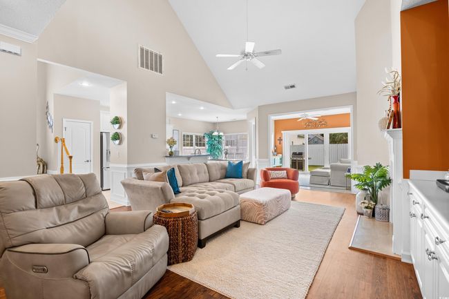 107 Fox Den Dr, House other with 4 bedrooms, 3 bathrooms and 4 parking in Murrells Inlet SC | Image 4