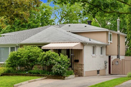 1612 Wavell Cres, Mississauga, ON, L4X1X1 | Card Image