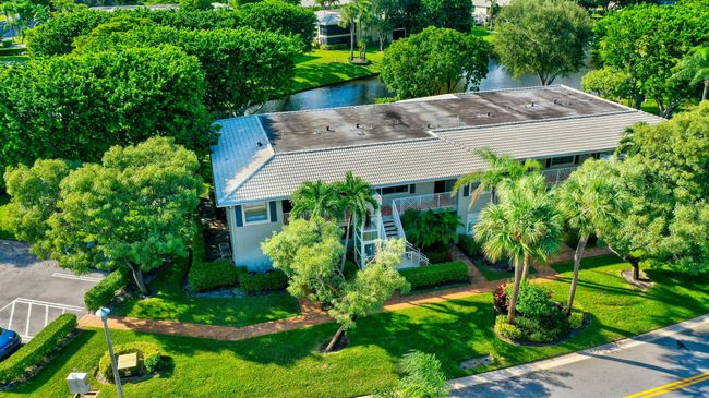 D - 48 Stratford Ln W, Condo with 2 bedrooms, 2 bathrooms and null parking in Boynton Beach FL | Image 7