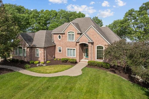 16808 River Rd N, Cordova, IL, 61242-9782 | Card Image