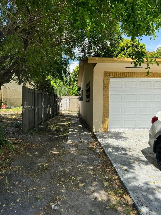 APT-5B - 2700 Sw 62 Nd Ave, Home with 0 bedrooms, 1 bathrooms and null parking in Miramar FL | Image 4