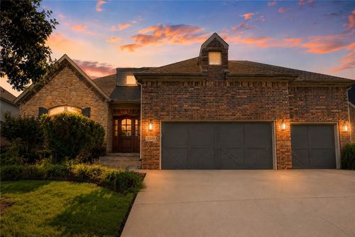5200 Sw Blaire Mont Rd, Bentonville, AR, 72713-7801 | Card Image