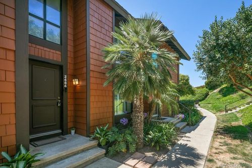 2464 Caminito Ocean Cv, Cardiff by the Sea, CA, 92007-2226 | Card Image