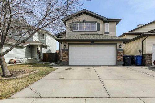 329 Grizzly Cres N, Lethbridge, AB, T1H0E5 | Card Image