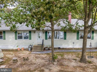 411 Fairview Drive, House other with 3 bedrooms, 2 bathrooms and null parking in CHESTERTOWN MD | Image 1