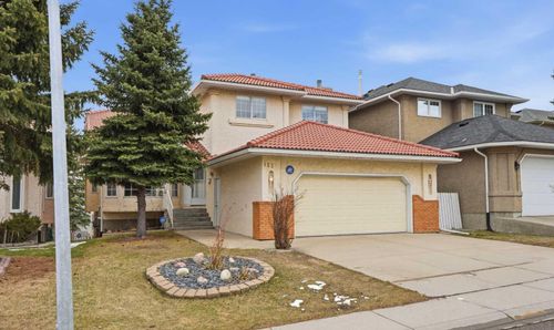 163 Sandringham Rd Nw, Calgary, AB, T3K3Y5 | Card Image