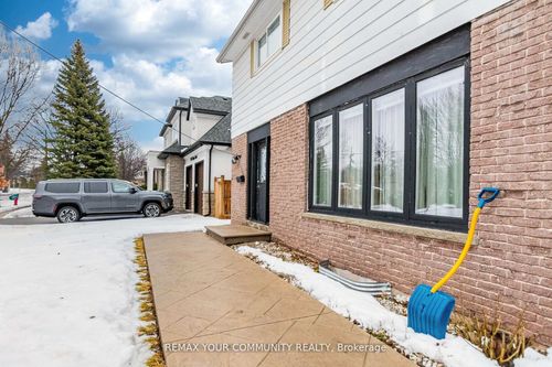 2202 Bridge Rd, Oakville, ON, L6L2G3 | Card Image