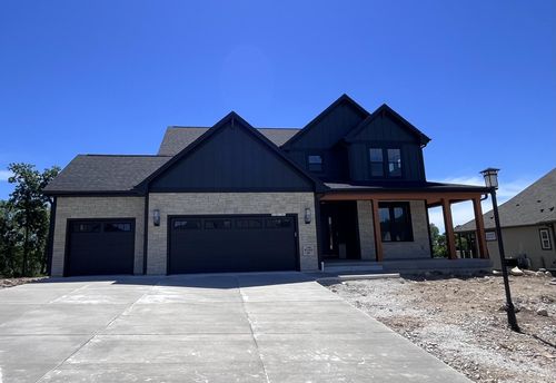 N66W21485 Sagebrush Dr, MENOMONEE FALLS, WI, 53051 | Card Image