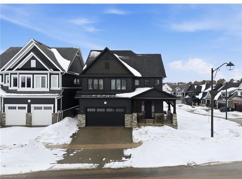 162 Harrison St, Elora, ON, N0B1S0 | Card Image