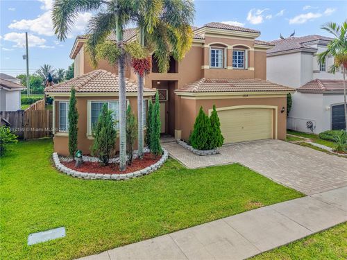 1884 Se 19th St, Homestead, FL, 33035-1992 | Card Image