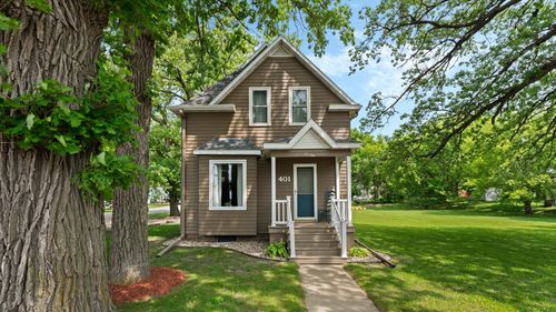 401 E Main St, Osakis, MN, 56360-8260 | Card Image