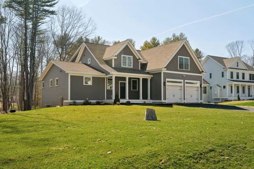 7-13 Washburn Farm Lane, Kittery, ME, 03905 | Card Image