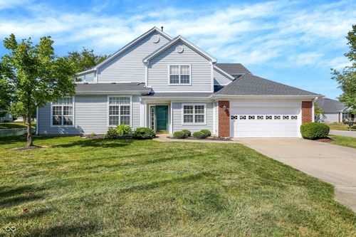 13886 Meadow Grass Way, Fishers, IN, 46038-8219 | Card Image