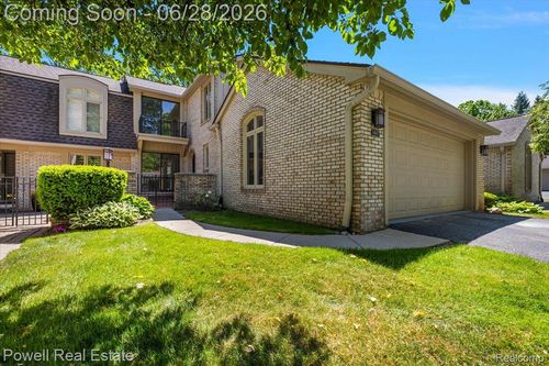 c-12-1447 Ravineview Ct, Bloomfield Hills, MI, 48304-1260 | Card Image
