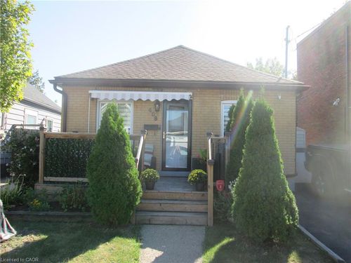 408 Cope St, Hamilton, ON, L8H5C3 | Card Image