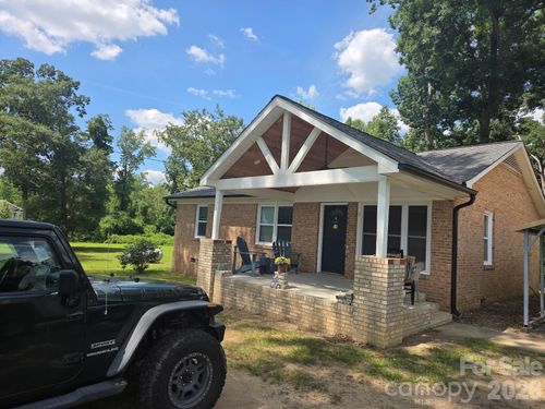 10226 Harwood Ln, Charlotte, NC, 28214-9627 | Card Image