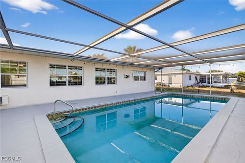 4312 S Atlantic Cir, NORTH FORT MYERS, FL, 33903-5054 | Card Image