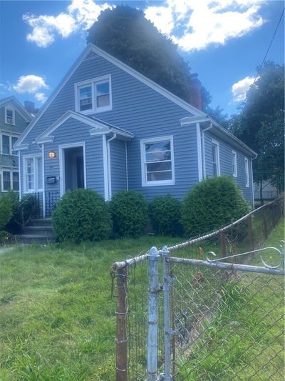 291 Farmington Avenue, House other with 4 bedrooms, 1 bathrooms and 3 parking in Cranston RI | Image 2