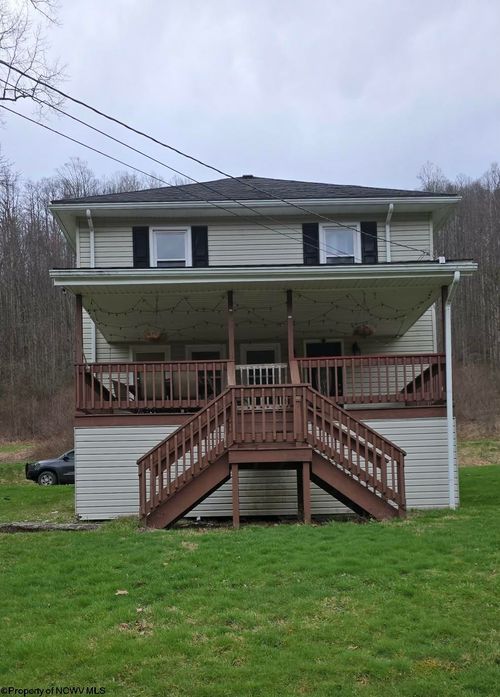 8279 Victory Ave, Grafton, WV, 26354-7977 | Card Image