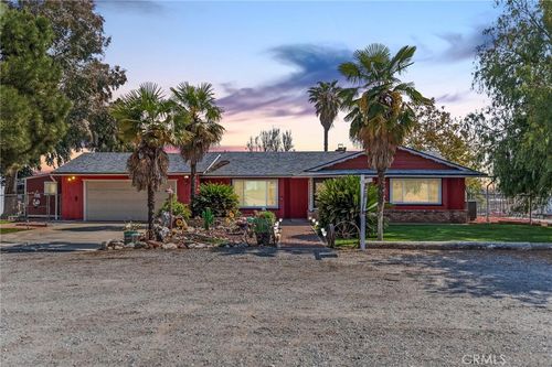 37701 Hesse Rd, Cherry Valley, CA, 92223-4020 | Card Image