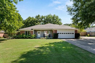 555 Autumn Run Dr, House other with 3 bedrooms, 2 bathrooms and null parking in Collierville TN | Image 2