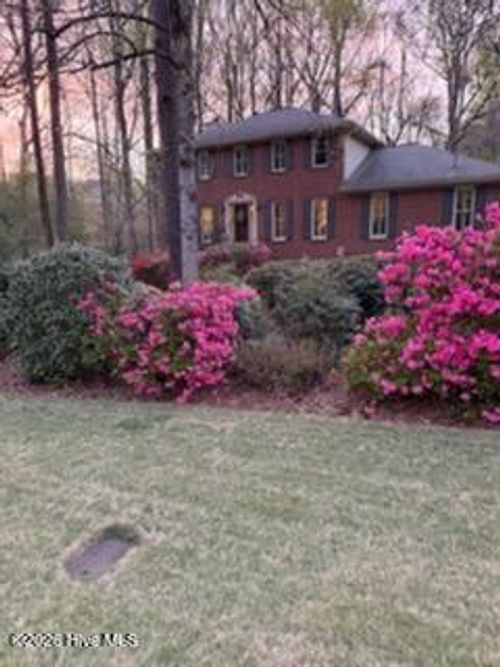 3975 White Oak Ln Sw, Lilburn, GA, 30047-2246 | Card Image