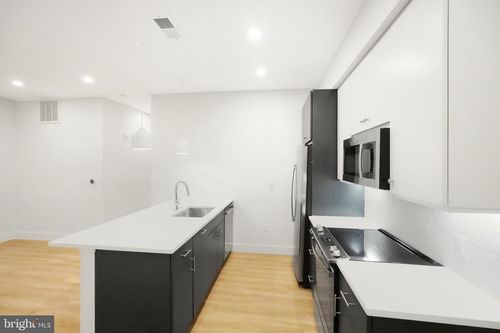 unit-4-2310 4th St Ne, WASHINGTON, DC, 20002-1699 | Card Image