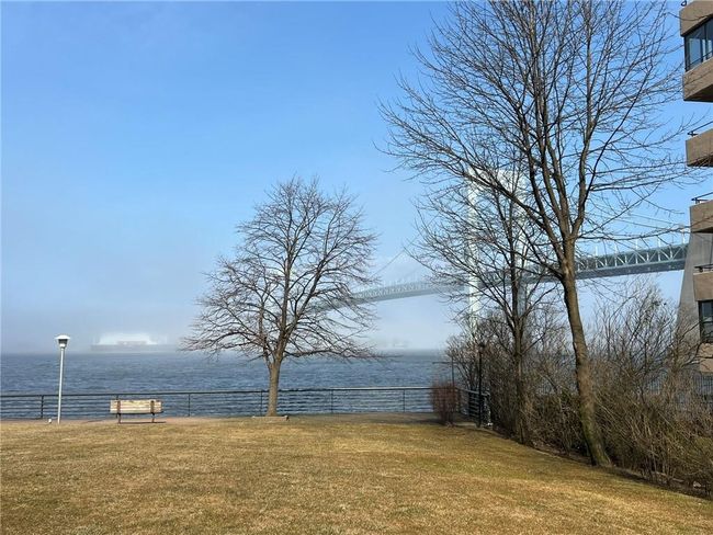 APT-8E - 166 Powells Cove Blvd, Home with 2 bedrooms, 2 bathrooms and null parking in Whitestone NY | Image 27
