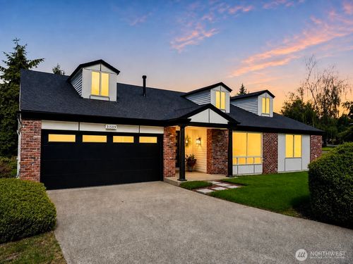 31509 42nd Ave Sw, Federal Way, WA, 98023-4018 | Card Image