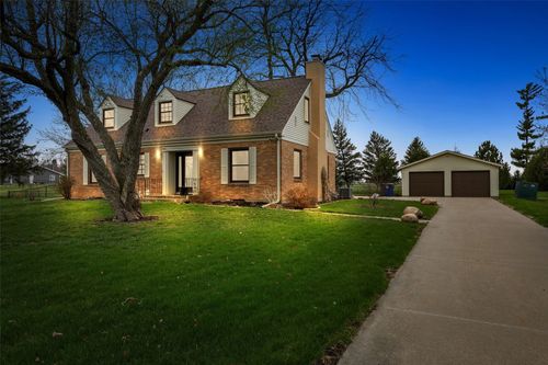 1107 G Avenue, Vinton, IA, 52349 | Card Image